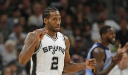 Cavs dan Spurs Catat Kemenangan Kedua, Leonard Cetak Rekor - JPNN.com