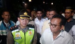 TNI-Polri Berjaga di Sekitar Posko Relawan Anies-Sandi, Ada Apa? - JPNN.com