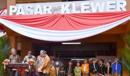 Jokowi: Pasar Klewer Tak Boleh Kalah dengan Mal - JPNN.com