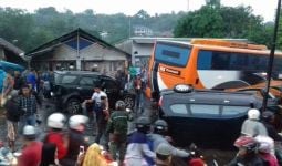 Kronologis Kecelakaan Maut Bus Rem Blong di Kawasan Puncak - JPNN.com