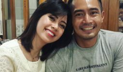 Yama Carlos Pasrah Sudah Tak Dianggap Suami oleh Istrinya - JPNN.com