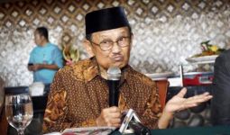 Habibie Yakin Masa Depan Perekonomian Batam Sangat Cerah - JPNN.com