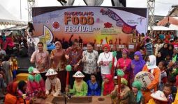 Wow! Pandeglang Food Festival 2017 Hebohnya Minta Ampun - JPNN.com