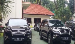 Wuiihh..Ketua PN Surabaya Dapat Mobil Fortuner - JPNN.com