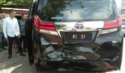Brakkk, Mobil Menaker dan Rombongan Tabrakan Beruntun di Sidoarjo - JPNN.com
