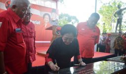 Megawati: Ganti Boleh, tapi Siapa Orangnya? - JPNN.com