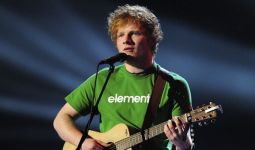 So Sweet!! Ed Sheeran Bakal Nikahi Teman Masa Kecilnya - JPNN.com
