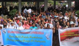 Massa Desak Ahok Dibebaskan, HTI dan FPI Dibubarkan - JPNN.com