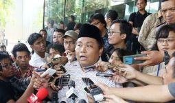 Jokowi Kumpulkan Lembaga Survei, Waketum Gerindra Curiga - JPNN.com