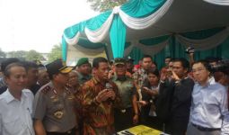 Mentan Gelar Operasi Pasar Bawang Putih di Surabaya, Hasilnya? - JPNN.com