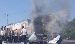 Detik-detik saat Avanza Dihantam Kereta Api, Empat Tewas - JPNN.com