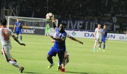 Penalti Gagal Essien Bikin Drop Mental Pemain Persib - JPNN.com