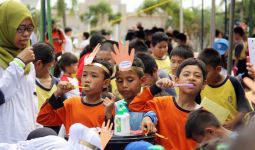 1.875 Anak Batam Belajar Cara Sikat Gigi yang Benar - JPNN.com