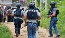 Dua Terduga Teroris di Kampung Bugis Pernah Ikut Pelatihan Merakit Bom - JPNN.com