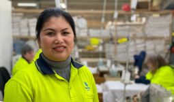 Kisah Migran di Australia Bergelar S2 yang Kerja di Tempat Cuci Baju - JPNN.com