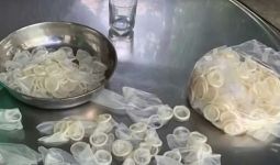Polisi Vietnam Bongkar Sindikat Penjual Kondom Daur Ulang, Mengerikan - JPNN.com