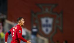 Kartu Kuning Cristiano Ronaldo Melawan Irlandia Jadi Berkah untuk Manchester United - JPNN.com