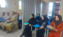 Mahasiswa di Afghanistan Kuliah Lagi, Pria dan Wanita Harus Duduk Terpisah - JPNN.com
