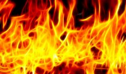 Panti Asuhan Ludes Terbakar akibat Korsleting Sakelar - JPNN.com