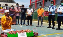 WBP dan Petugas Rutan Salemba Gelar Doa Bersama dan Tabur Bunga - JPNN.com