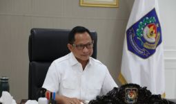 Pak Tito Mengajak Mendukung Percepatan Vaksinasi di Papua - JPNN.com