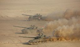 Rusia Kirim 30 Tank ke Perbatasan Afghanistan, Mau Hajar Taliban? - JPNN.com
