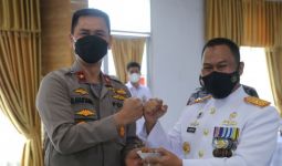 HUT TNI AL, Wakapolda Sumut Beri Kejutan di Mako Lantamal I Belawan - JPNN.com