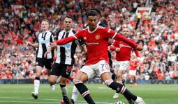 Manchester United vs Newcastle 4-1: Bikin Dua Gol, Ronaldo Ukir Rekor Unik - JPNN.com