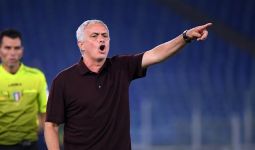 Respons Mengejutkan Jose Mourinho Melihat Kemenangan AS Roma atas Real Sociedad - JPNN.com