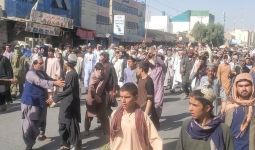 Taliban yang Sangar pun Didemo Gegara Penggusuran, Lihat Aksi Warga Afghanistan - JPNN.com