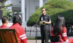 Jokowi Serahkan Bonus untuk Atlet Paralimpiade Tokyo 2020, Sebegini Jumlahnya - JPNN.com