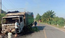 Kecelakaan Maut Hino vs RX King, Ibnu Hajar Tewas di Tempat, Motor Hangus Terbakar - JPNN.com