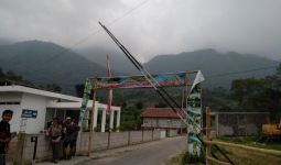 Pendaki Hilang di Gunung Guntur, Jalur Wisata Ditutup - JPNN.com