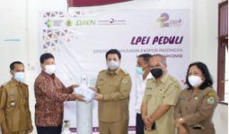 Antisipasi Kunjungan Wisman, LPEI Dukung Vaksinasi di Kawasan Pulau Samosir - JPNN.com