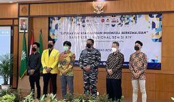 Hadiri Rakernas BEM SI, Laksamana Yudo Gelorakan Semangat Bergotong Royong - JPNN.com