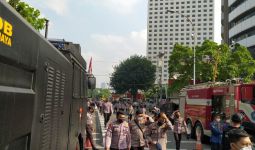 BEM SI Bakal Demo di Gedung KPK, Polisi dan Kendaraan Pengurai Massa Dikerahkan - JPNN.com