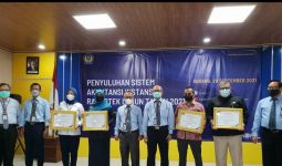 2 Penghargaan dari DJP Banten Memantapkan UT Menuju Digital Learning Ecosystem - JPNN.com