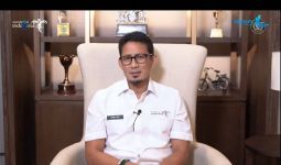 Pesan Khusus Sandiaga Uno kepada Wisudawan Mercu Buana - JPNN.com