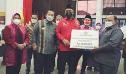 Kemensos Serahkan Bantuan untuk Provinsi Lampung, Ini Rincian dan Nominalnya - JPNN.com