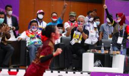 Tim Sepak Takraw Putri Jateng Persembahkan Medali Emas, Pak Ganjar Sempat Tegang - JPNN.com