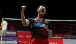 Jumpa Viktor Axelsen di Denmark Open, Lee Zii Jia Dapat Petuah dari Legenda Bulu Tangkis Indonesia - JPNN.com