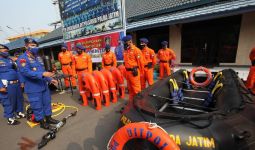 Antisipasi Bencana, Ditpolairud Polda Jatim Siapkan 20 Personel Ahli Menyelam - JPNN.com