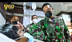 Jenderal Andika Beri Hadiah untuk 2 Prajurit TNI AD Korban Penyerangan di Maybrat - JPNN.com