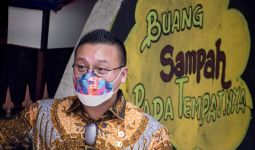 Ambisi Anies Sudah Rusak Monas, Kenneth PDIP Minta Formula E Dibatalkan Saja - JPNN.com