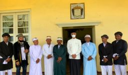 Ganjar Pranowo Seruput Kopi Rempah & Telusuri Jejak Bung Karno di Ternate - JPNN.com