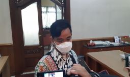 Banteng Vs Celeng, Gibran: Saya Enggak Ikut-ikutan - JPNN.com
