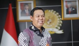 Respons Wakil Ketua DPD Soal 68 Juta Masyarakat Terlibat Pinjol - JPNN.com