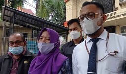 Oknum Polwan Diduga Mencekik Seorang Ibu Rumah Tangga, Kapolda Dikirimi Surat - JPNN.com
