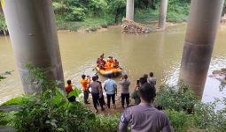 Chaidir Melihat EH Melompat ke Sungai Cileungsi, Setelah Itu Ada Suara Tangisan, Hmm - JPNN.com