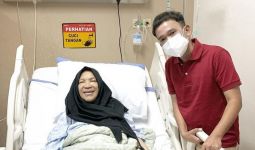 Viral Video Dorce Gamalama Minta Bantuan Megawati, Kerabat Berkomentar Begini - JPNN.com